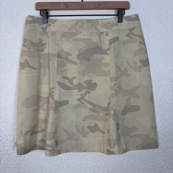 RipSkirt Hawaii Beige Camo Print Wrap Skirt Length 2 Size Large - Picture 2 of 4